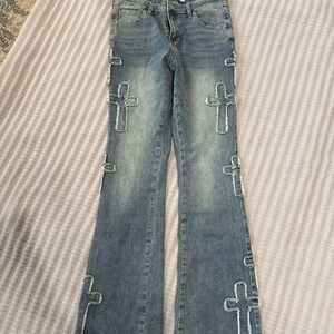 Ashley Mason Distressed Denim Jeans with Embroidered Cross Patches sz 3/26